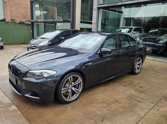 BMW M5 4.4 V8 32V GASOLINA 4P AUTOMÁTICO